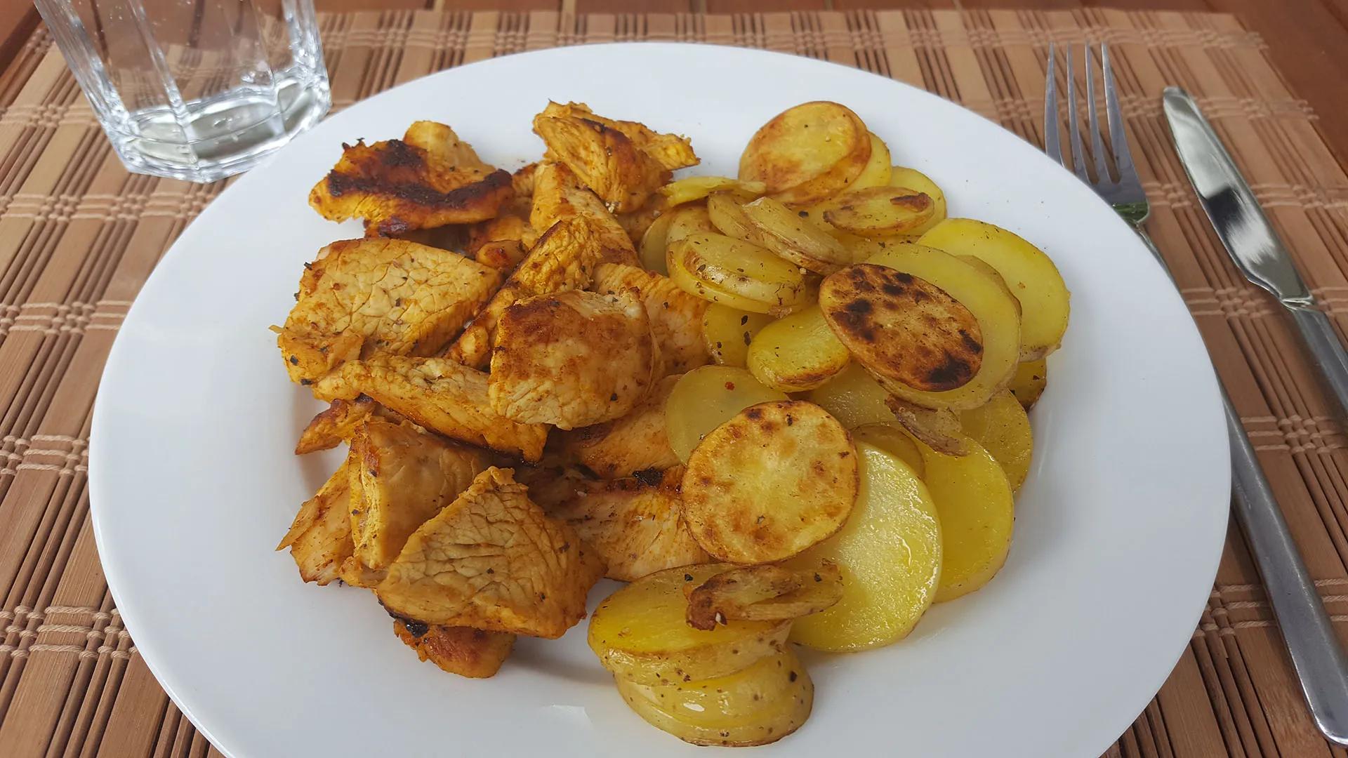 Bratkartoffeln mit Pute (Rezept mit Bild) | Kochen-verstehen.de