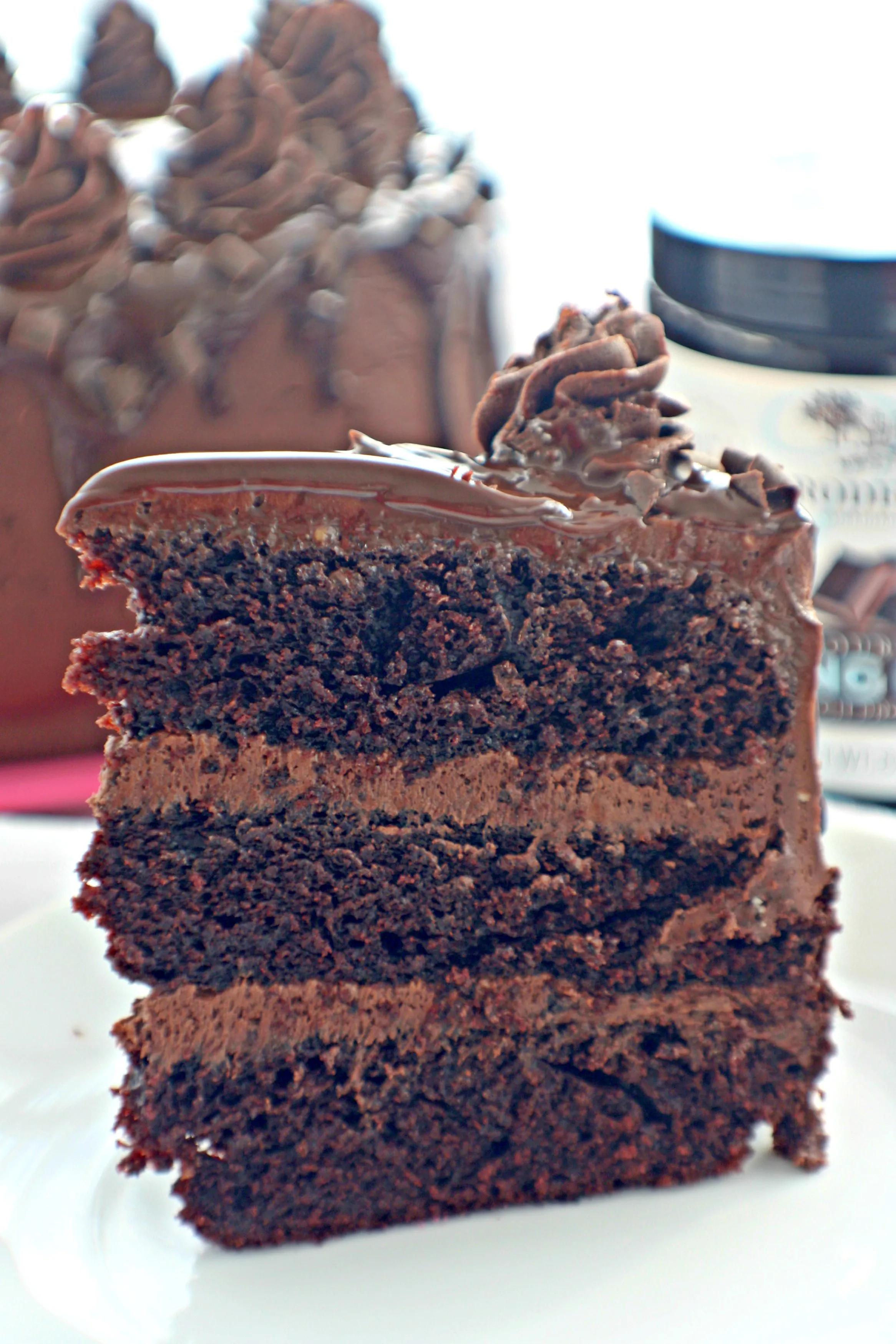 My Best Chocolate Cake - Makes, Bakes and Decor