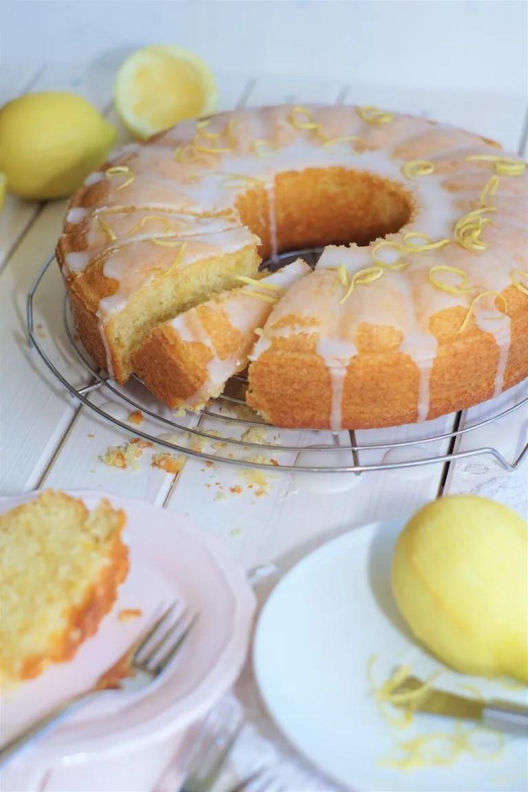 Zitronen-Buttermilch Kuchen vom Blech » affektblog.de | Rezept | Kochen ...