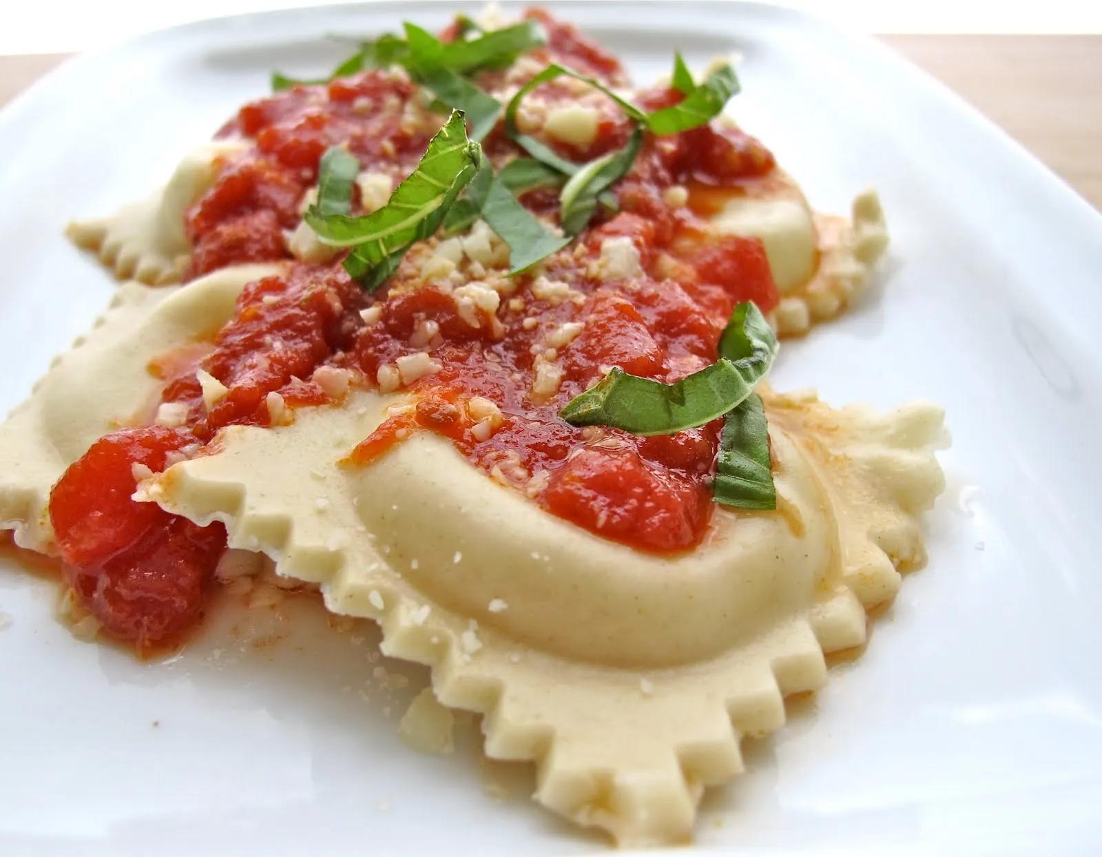 Jenny Steffens Hobick: Easy Homemade Ravioli Recipe | Ricotta Cheese ...