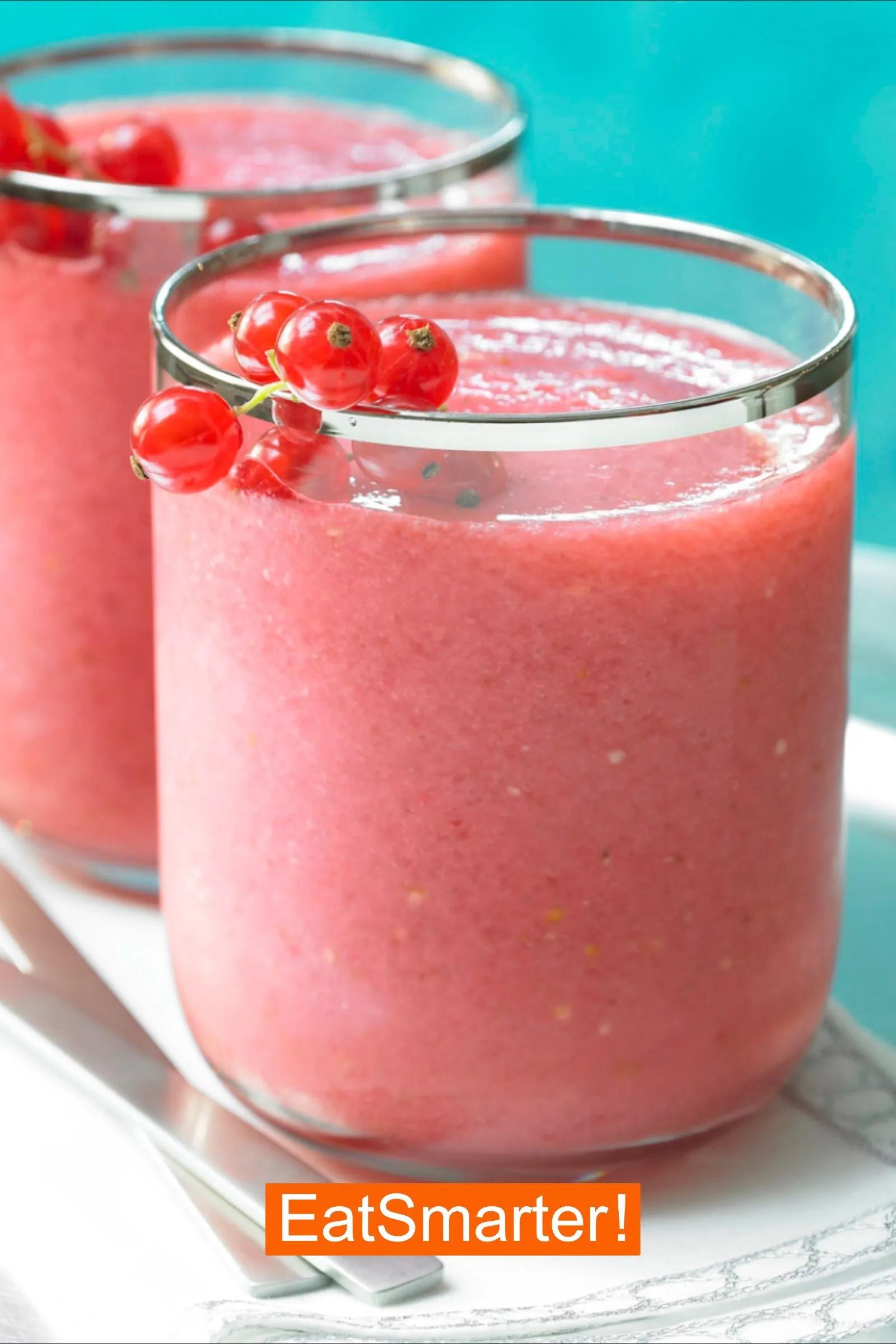 Bananen-Beeren-Smoothie | Rezept | Beeren smoothie, Beeren, Essen und ...