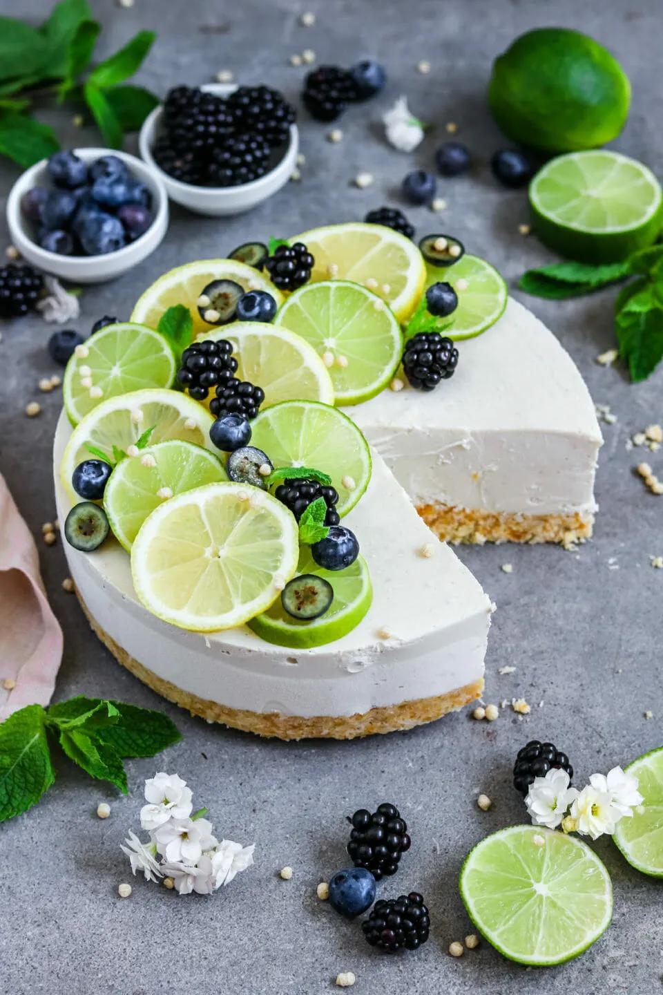 No Bake Limetten Cheesecake | Veganer Käsekuchen ohne Backen | byanjushka