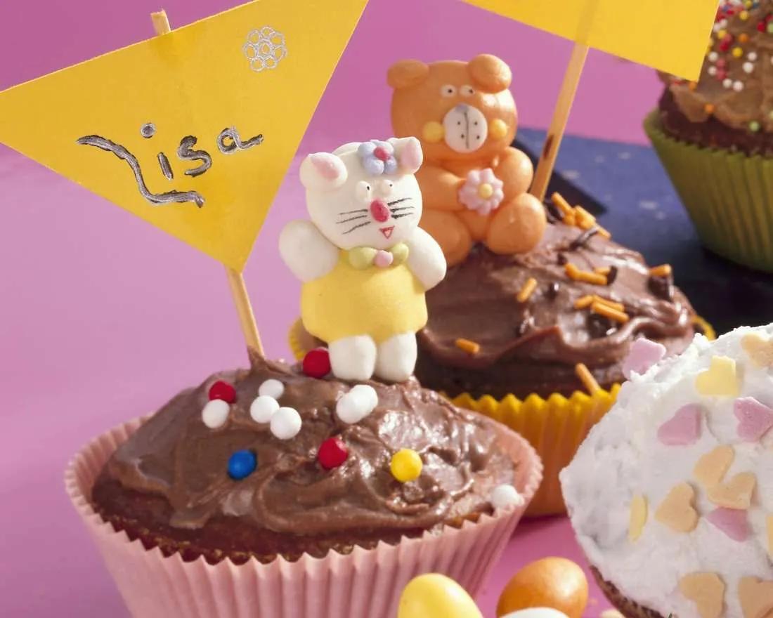 Muffins für den Kindergeburtstag Rezept | EAT SMARTER