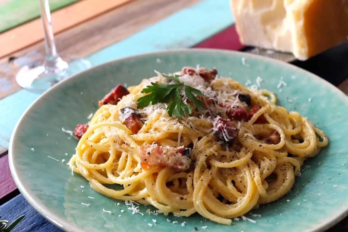 Espaguetis a la Carbonara sin lactosa | auténtica receta italiana ...