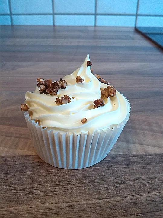 Bienenstich-Cupcakes von cakeadily | Chefkoch.de