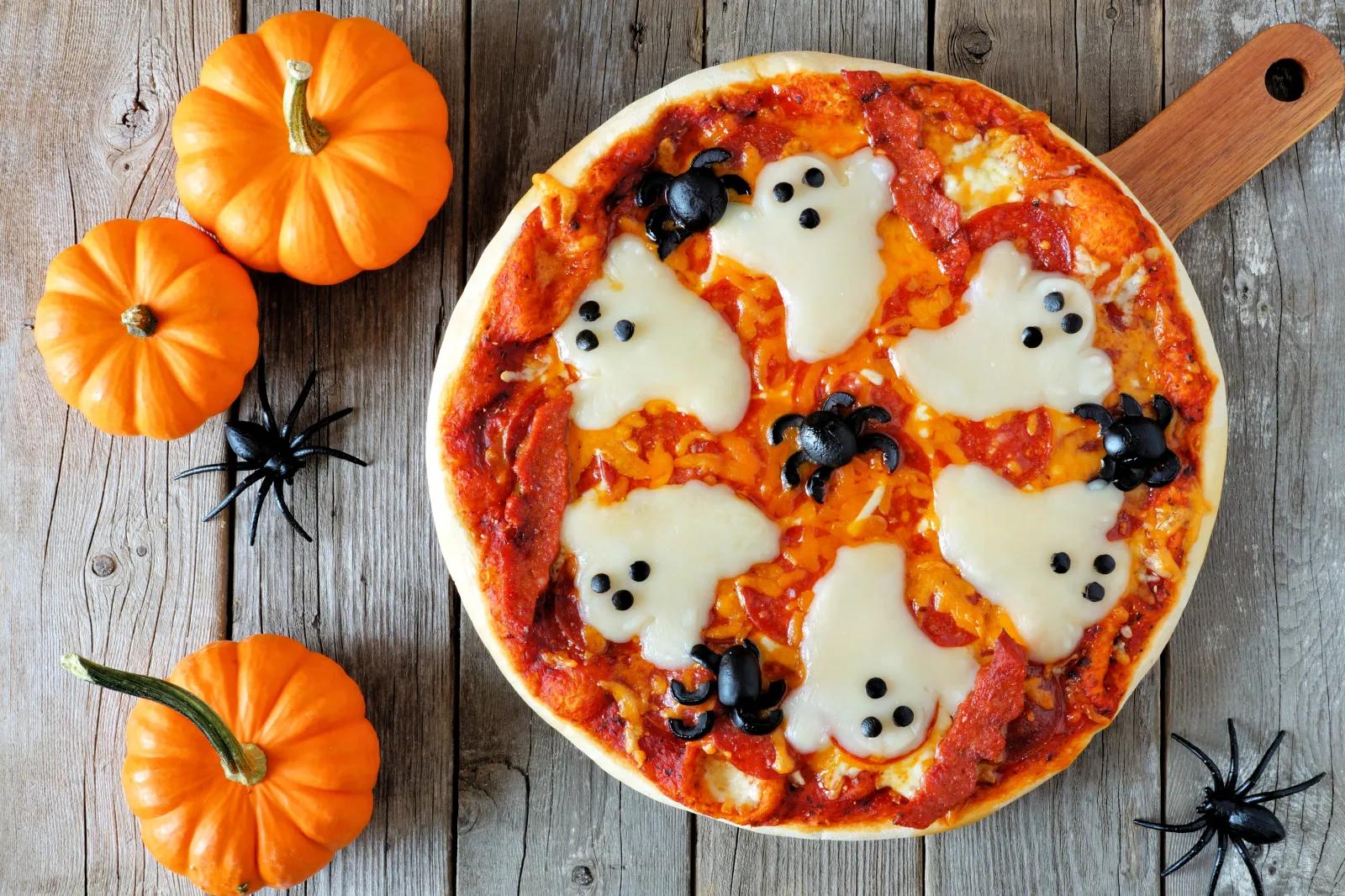 Halloween pizza recipe with ghosts and spiders