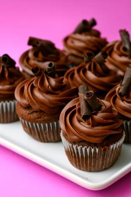 Triple Chocolate Cupcakes - Everyday Annie