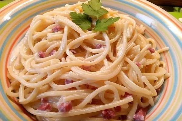 Spaghetti Carbonara ohne Ei von Tessa969| Chefkoch | Spaghetti ...