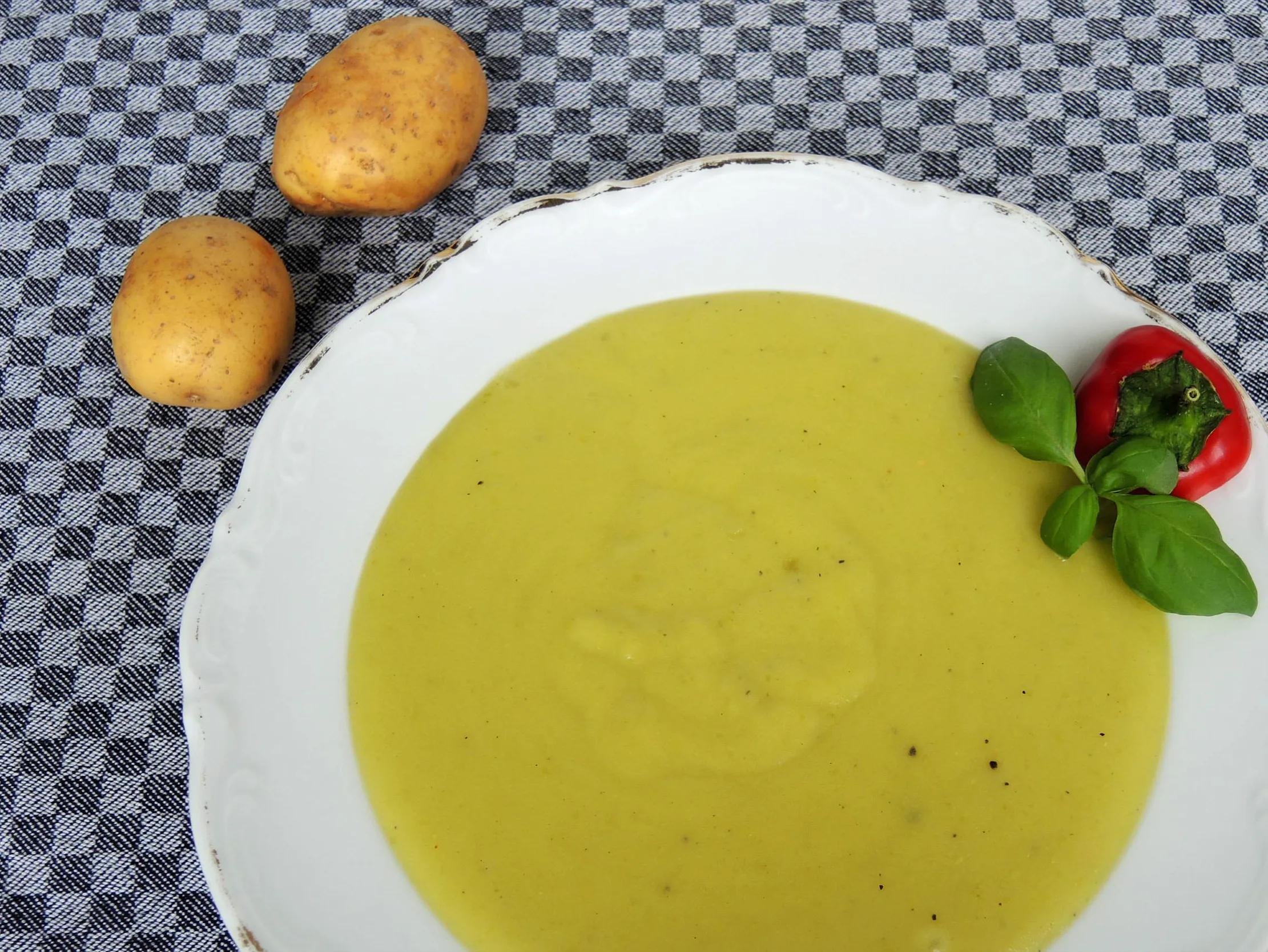 Kartoffel-Erbsen-Suppe - Rezept | kochenOHNE