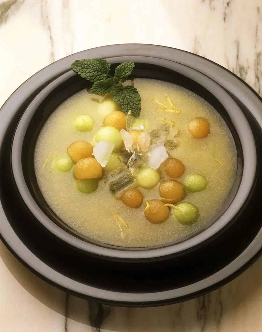 Kalte Melonensuppe Rezept | EAT SMARTER