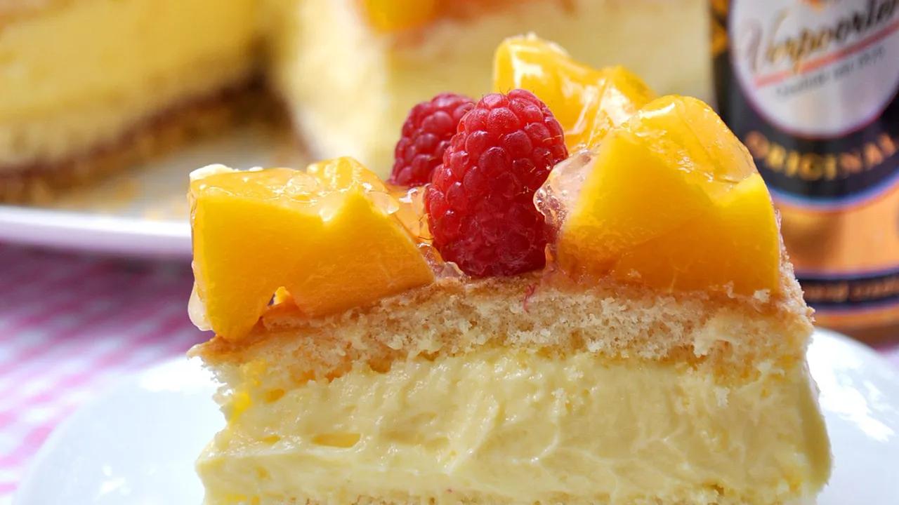 Pfirsich-Himbeer-Eierlikör Verpoorten-Torte - Kuchenrezepte mit ...