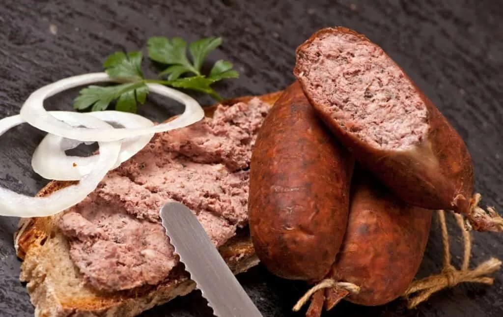 Leberwurst Guide and History [2022]: Does It Taste Good? - Meat &amp;#39;n Marrow