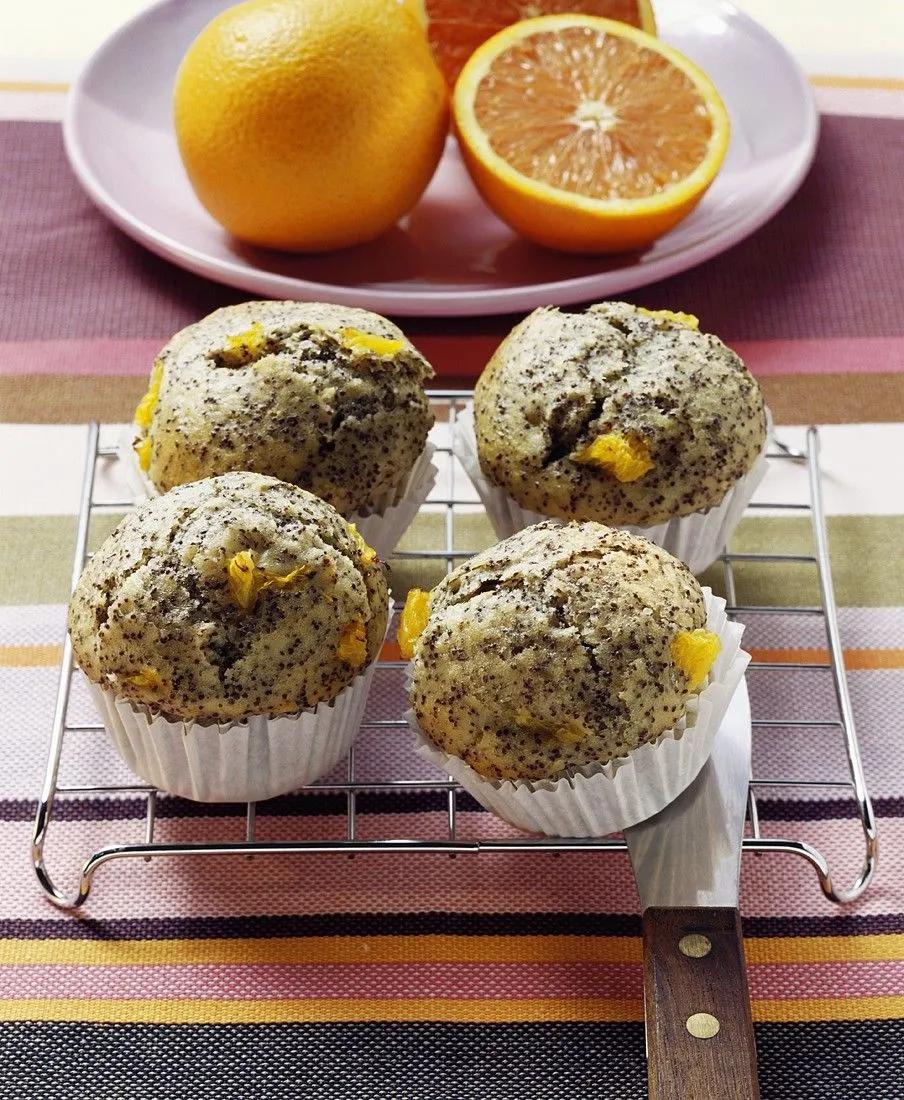 Mohn-Muffins mit Orange Rezept | EAT SMARTER