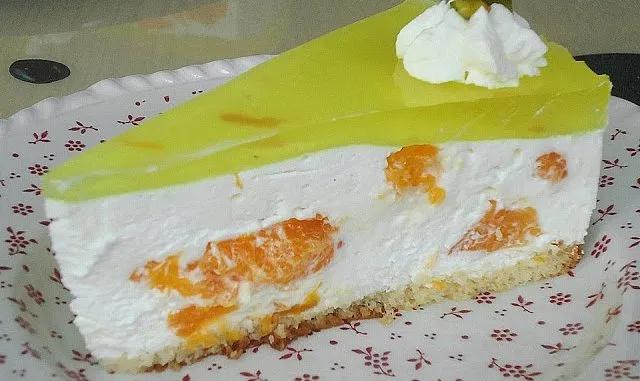 Erfrischende Sommer Citrus Torte.. – EM Kuche