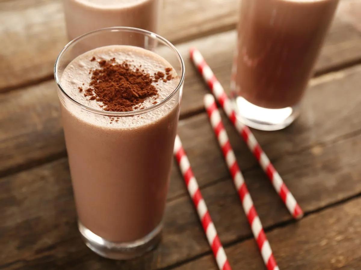 Chocolate Milkshake Recipe and Nutrition - Eat This Much