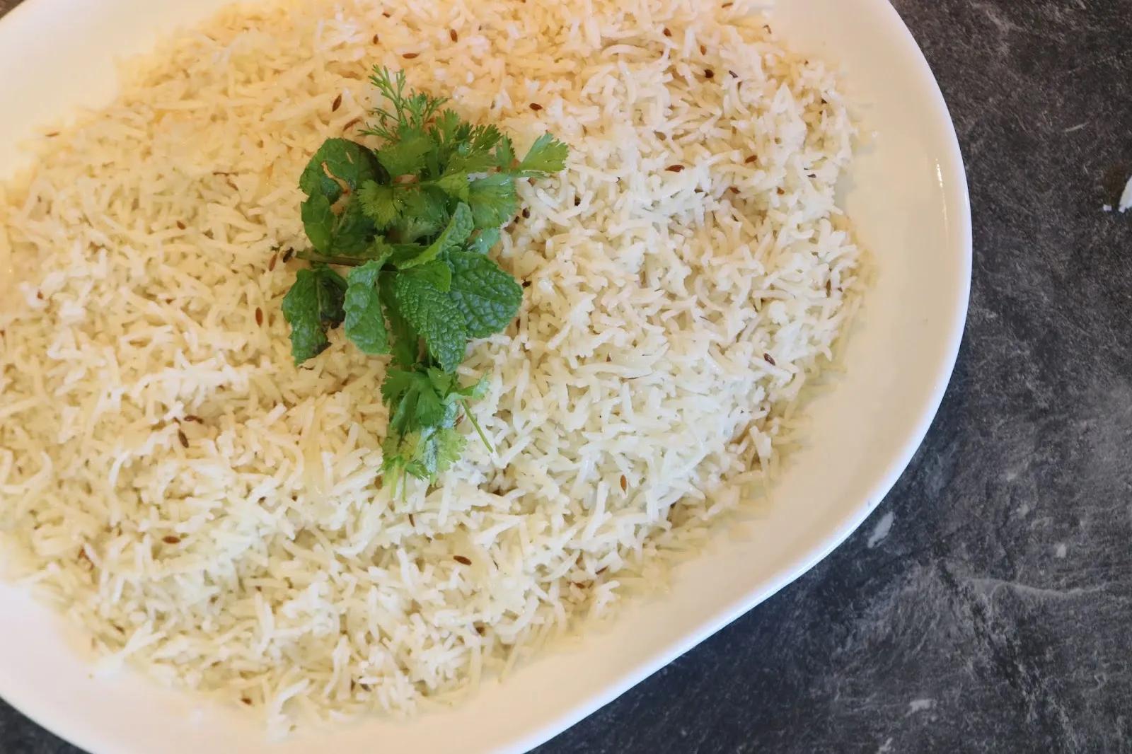 Sanny&amp;#39;s Kitchen: Indischer Reis - SO GELINGT ER PERFEKT! | Sanny Kaur