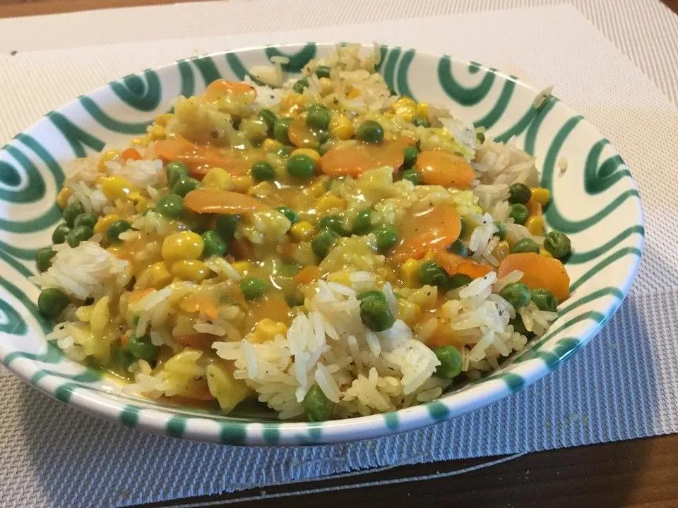 Bunter Reis mit Curry-Orangen-Sauce, ein raffiniertes Rezept aus der ...
