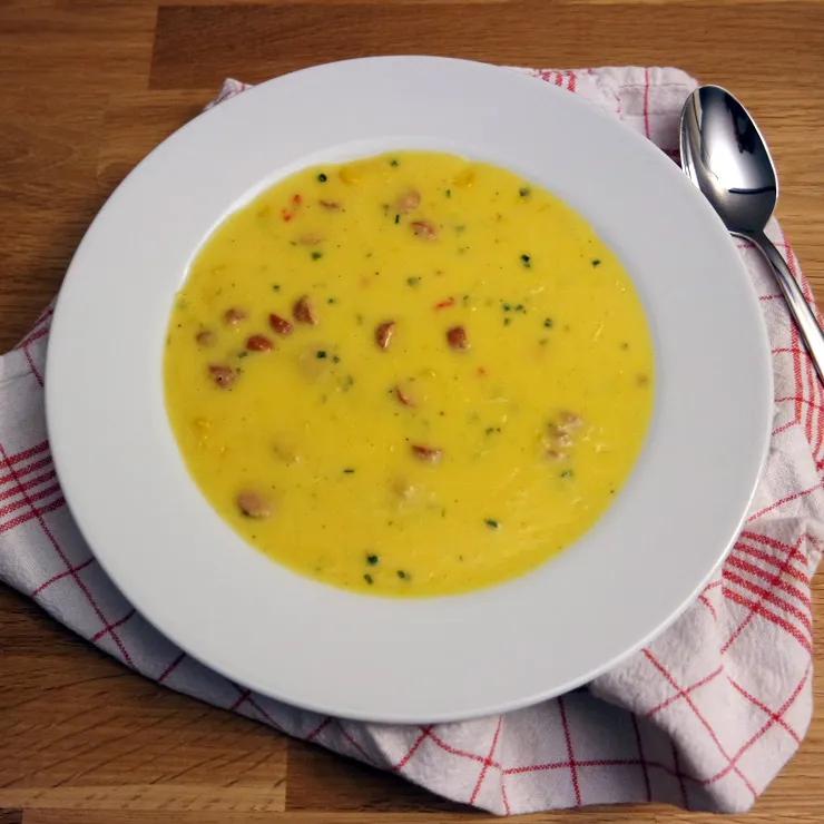 Cremige Kartoffel-Mais-Suppe mit Paprika » foodilicious