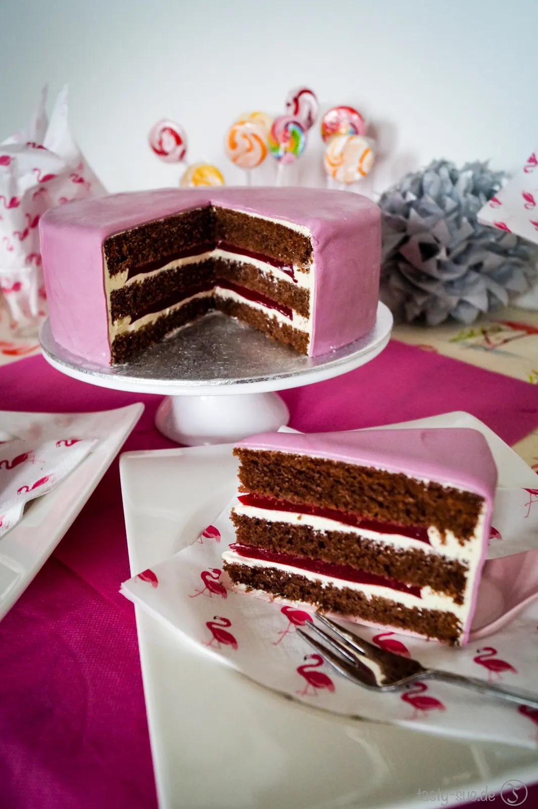 Vanille-Himbeer-Torte mit Buttercreme - Tasty-Sue