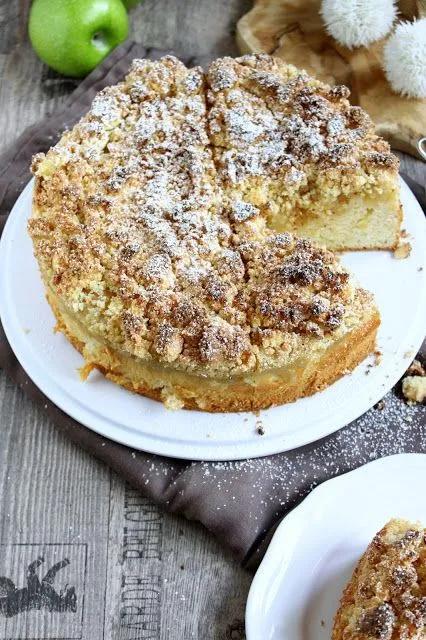 Apfelkuchen mit Marzipan – Knusperstreusel Keks Dessert, Pampered Chef ...