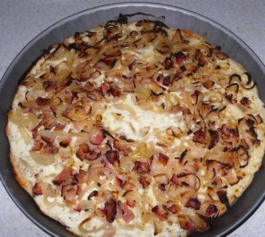 Ein uraltes Rezept für einen leckeren Zwiebel-Speck-Kuchen - Jorgesrecipes