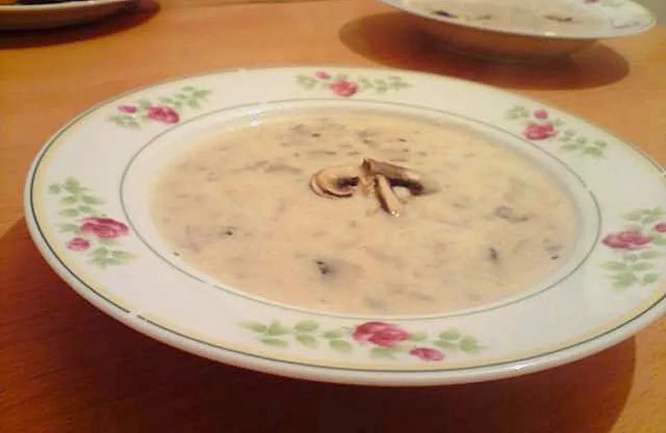 Champignon-Creme-Suppe von piepmatz24 | Chefkoch.de