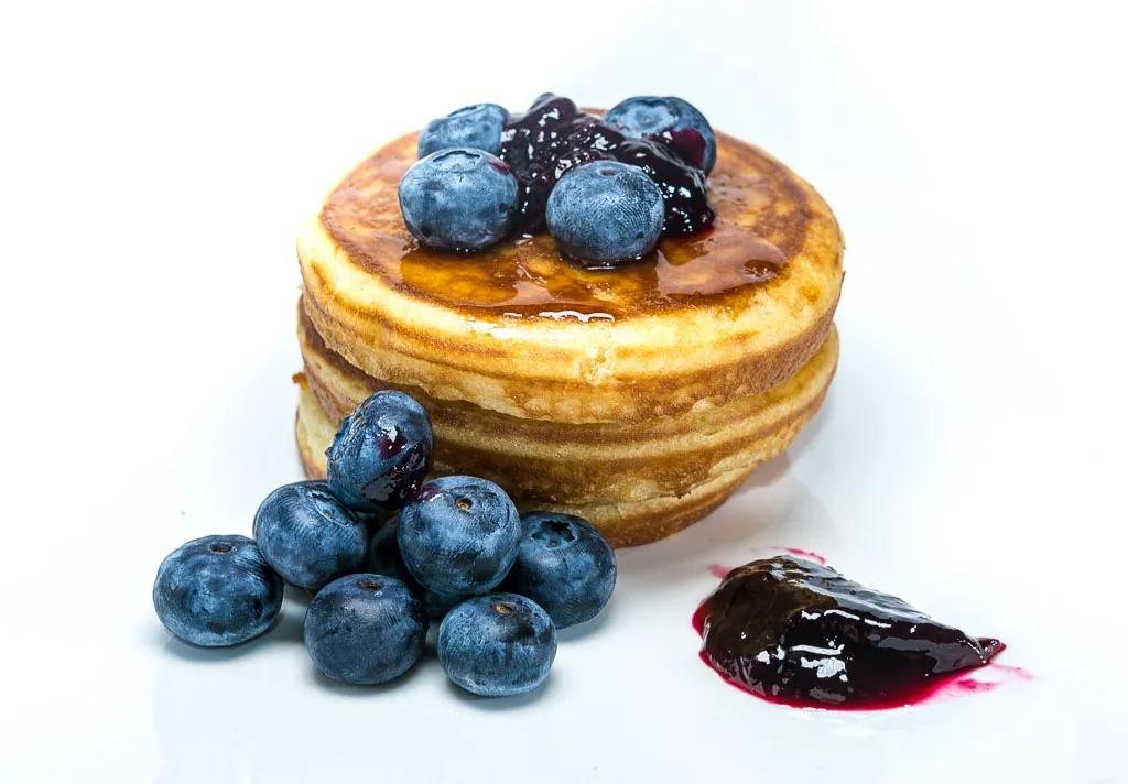 Tag des Blaubeerpfannkuchens - National Blueberry Pancake Day USA