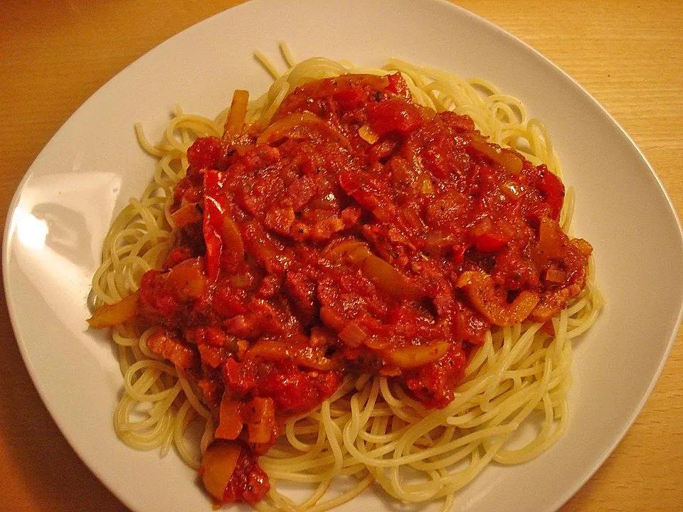 Spaghetti mit Paprika-Tomatensauce von Renni2| Chefkoch