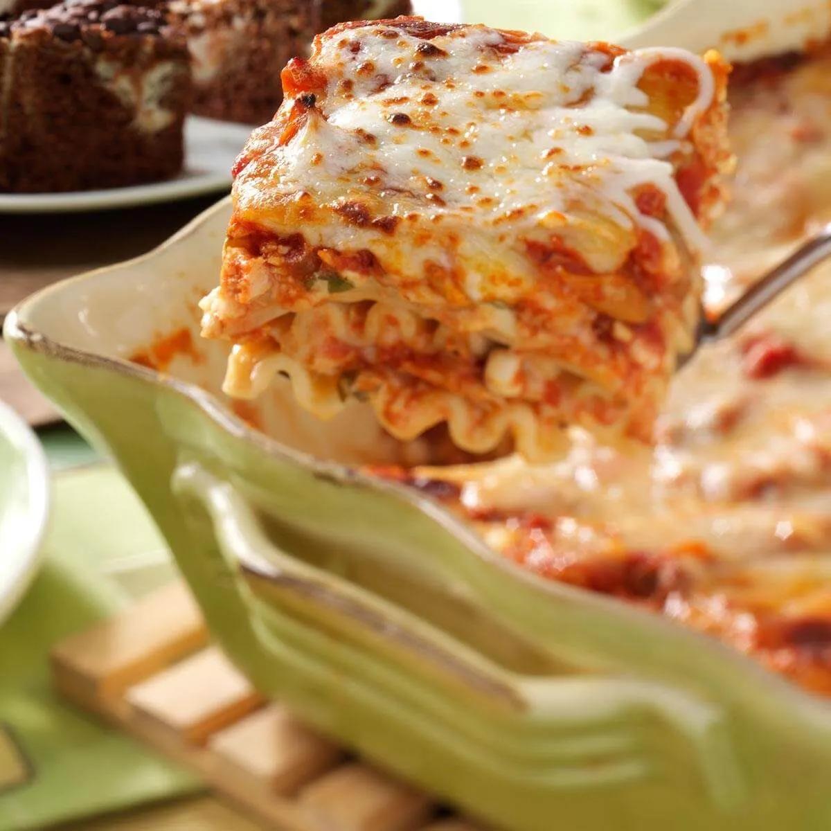 Herbed Chicken Lasagna Recipe | Taste of Home