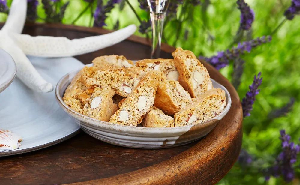 Cantuccini • Rezept • GUSTO.AT