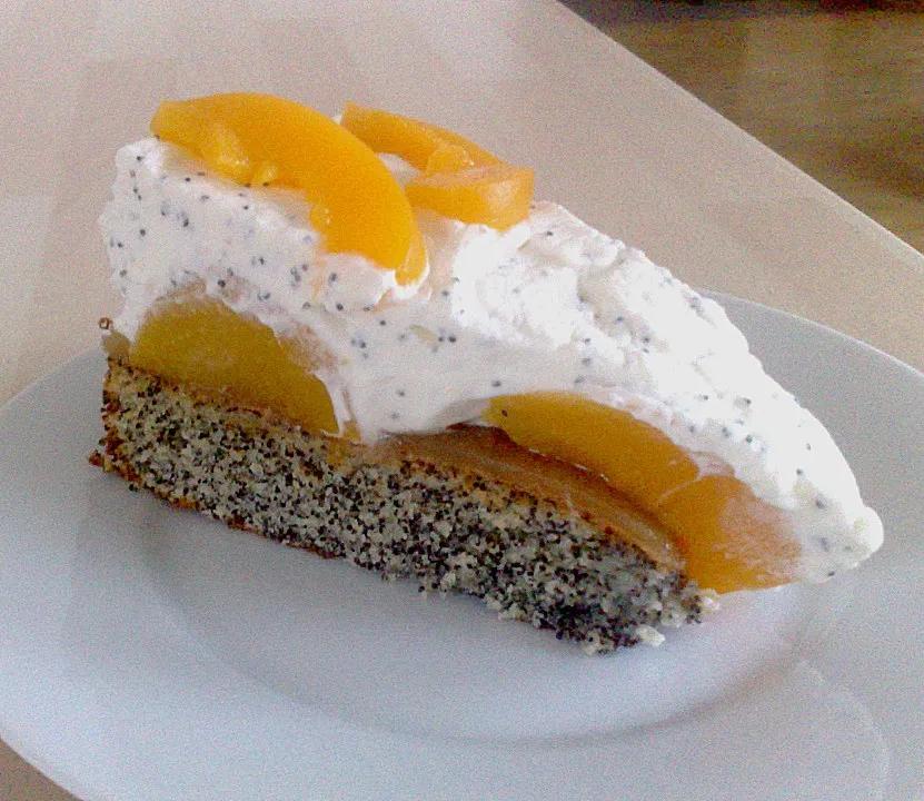 Pfirsich - Mohn - Torte von kaddistar | Chefkoch