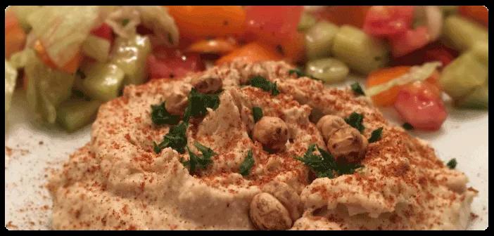 Hummus selbst gemacht - Als Proteinquelle schnell &amp; lecker