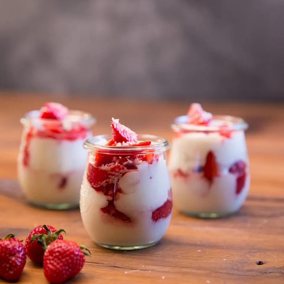 Erdbeer-Dessert: So viel Frucht zum Nachtisch | BRIGITTE.de
