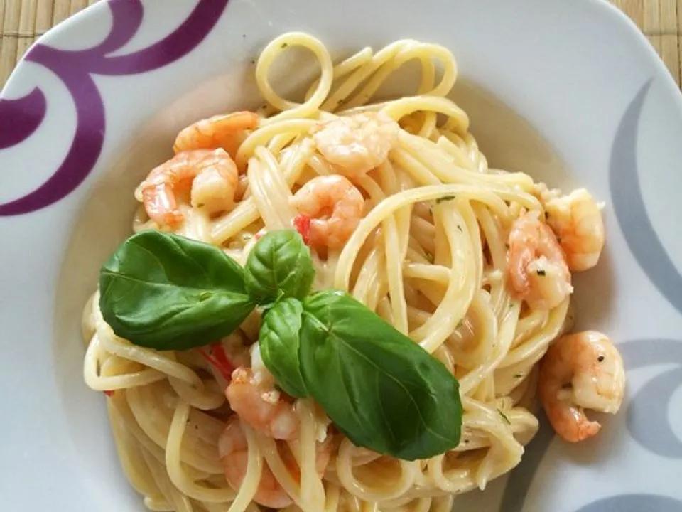Spaghetti mit scharfer Garnelen - Sahne - Soße von Valezqua| Chefkoch
