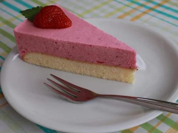 Erdbeer-Quark-Torte von Sternschnuppe203. Ein Thermomix ® Rezept aus ...