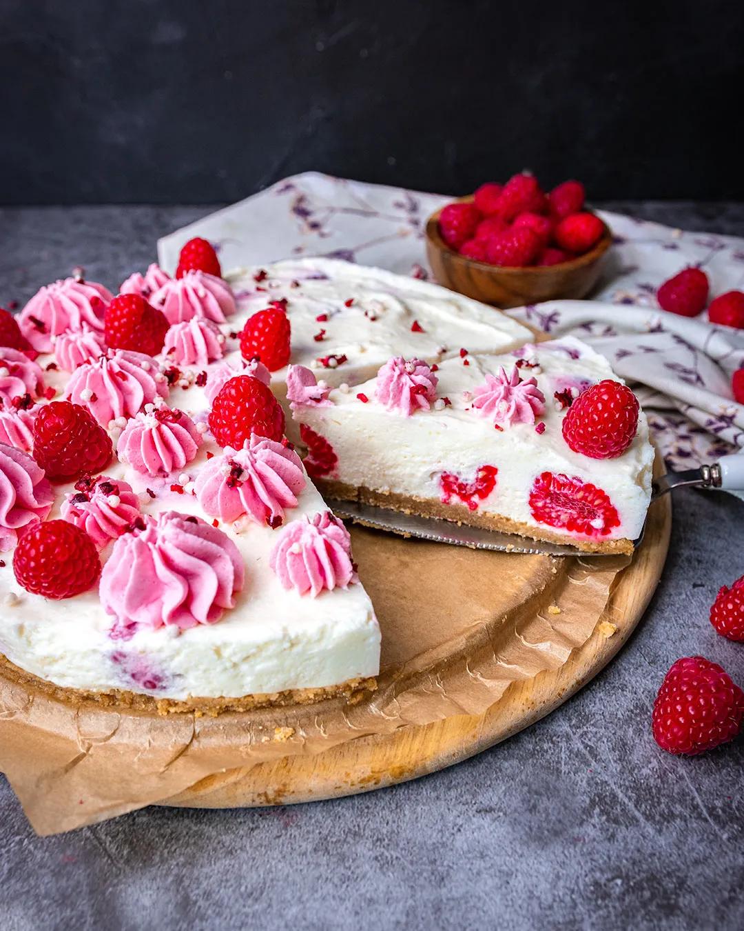 Himbeer-Joghurt-Torte ⋆ Schnelle und einfache Joghurt-Sahne-Torte
