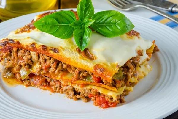 Trying to Keep it Simple: Weight Watchers Lasagna w/meat sauce 8pts