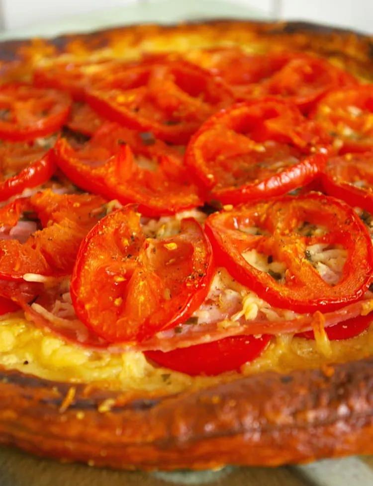 Recette de Tarte provençale aux tomates, jambon et moutarde : la ...