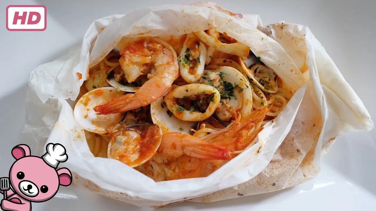 How to make Spaghetti al Cartoccio - Spaghetti baked in paper (video ...