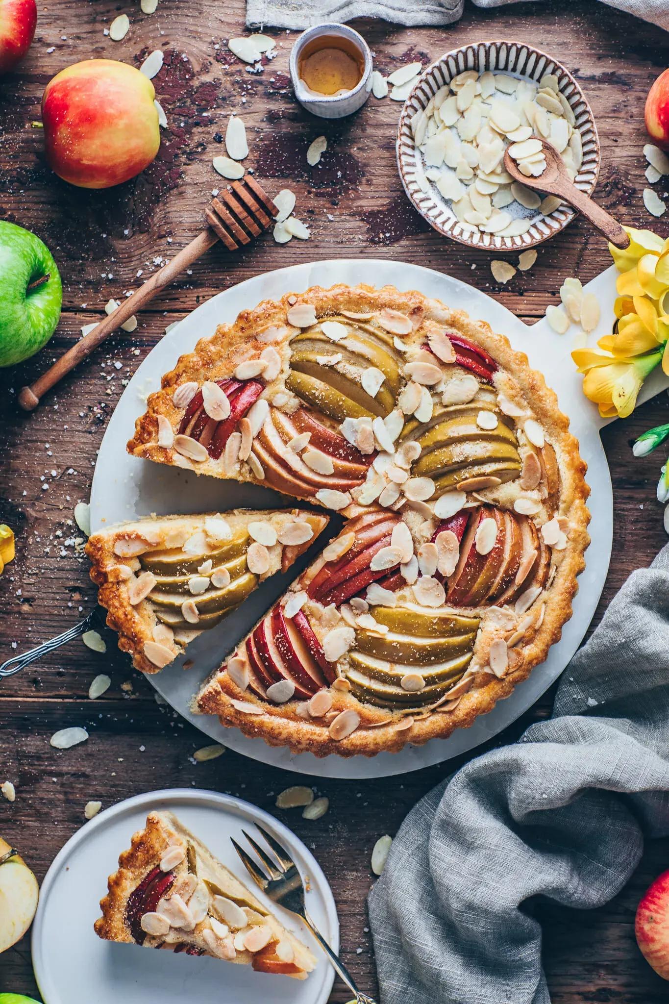Apfel-Tarte mit Mandeln | Veganer Apfelkuchen - Bianca Zapatka | Rezepte