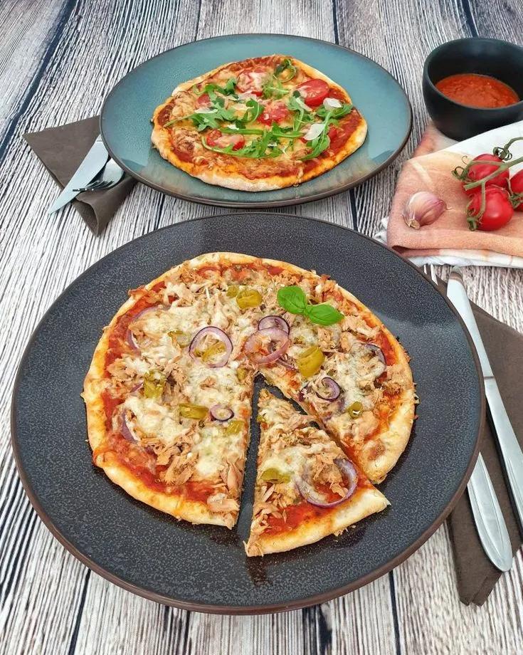 Pizzateig mit Dinkelmehl das Grundrezept | Lydiasfoodblog | Rezept ...
