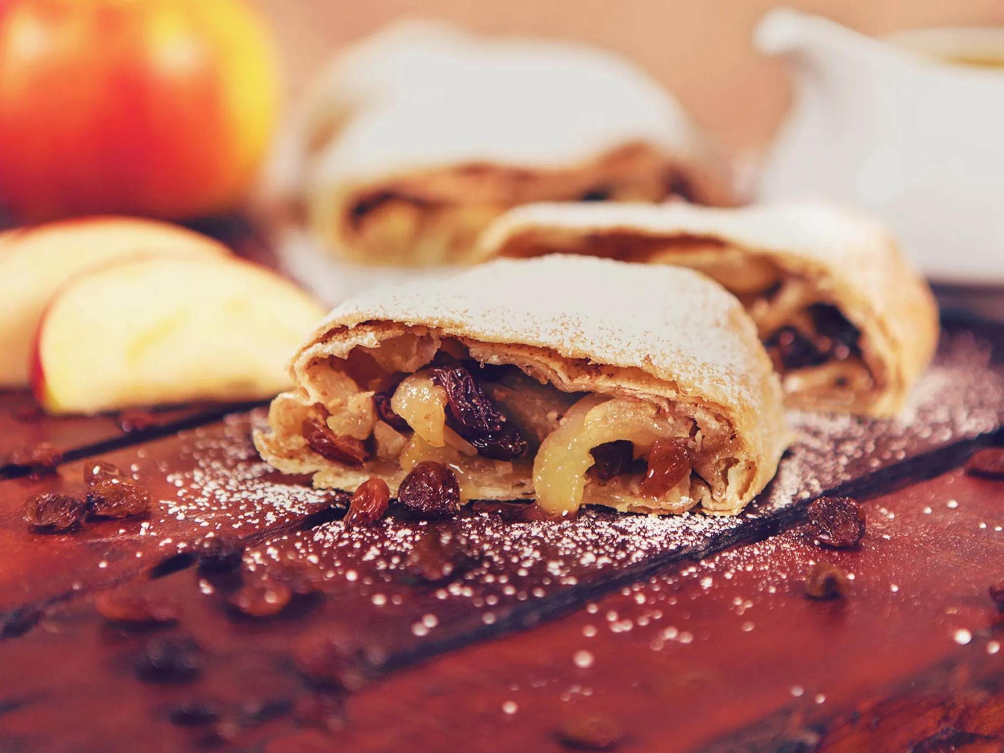 Apfelstrudel — Rezepte Suchen