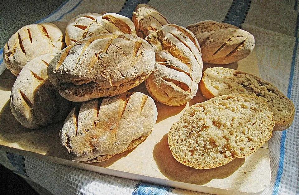 Roggenbrötchen Pan, Homemade Bread, Food, Baguette Recipe, Simple ...