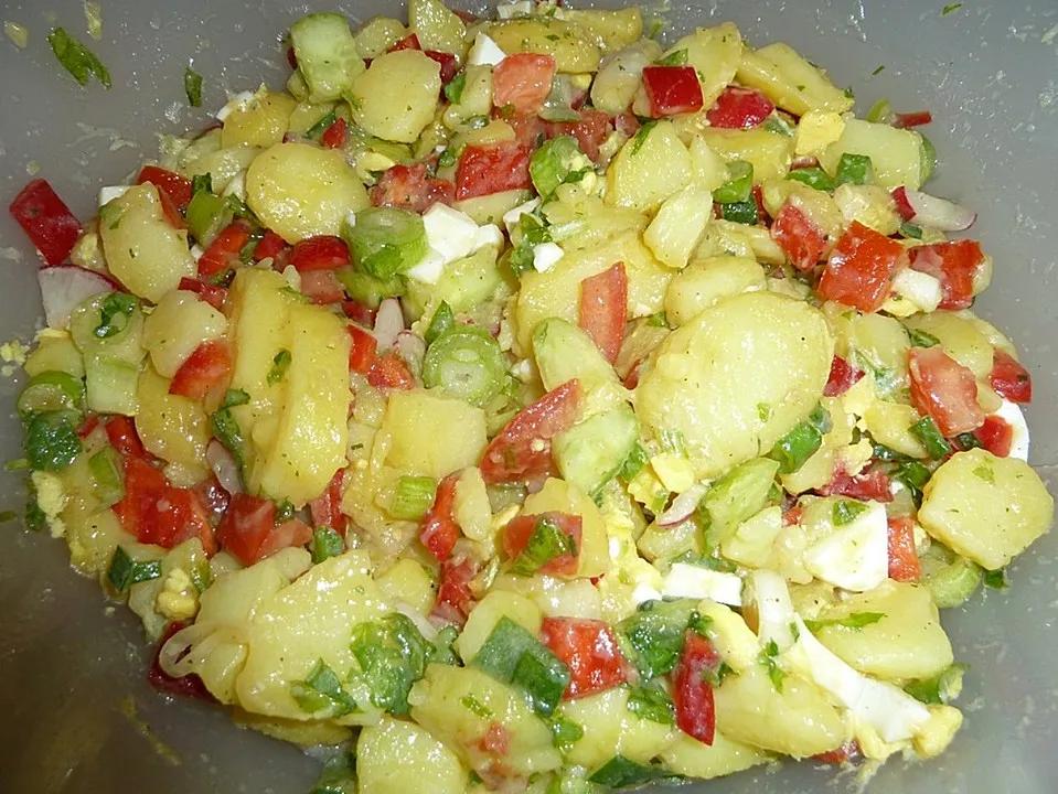Bunter Kartoffelsalat ohne Mayonnaise von annagela33 | Chefkoch