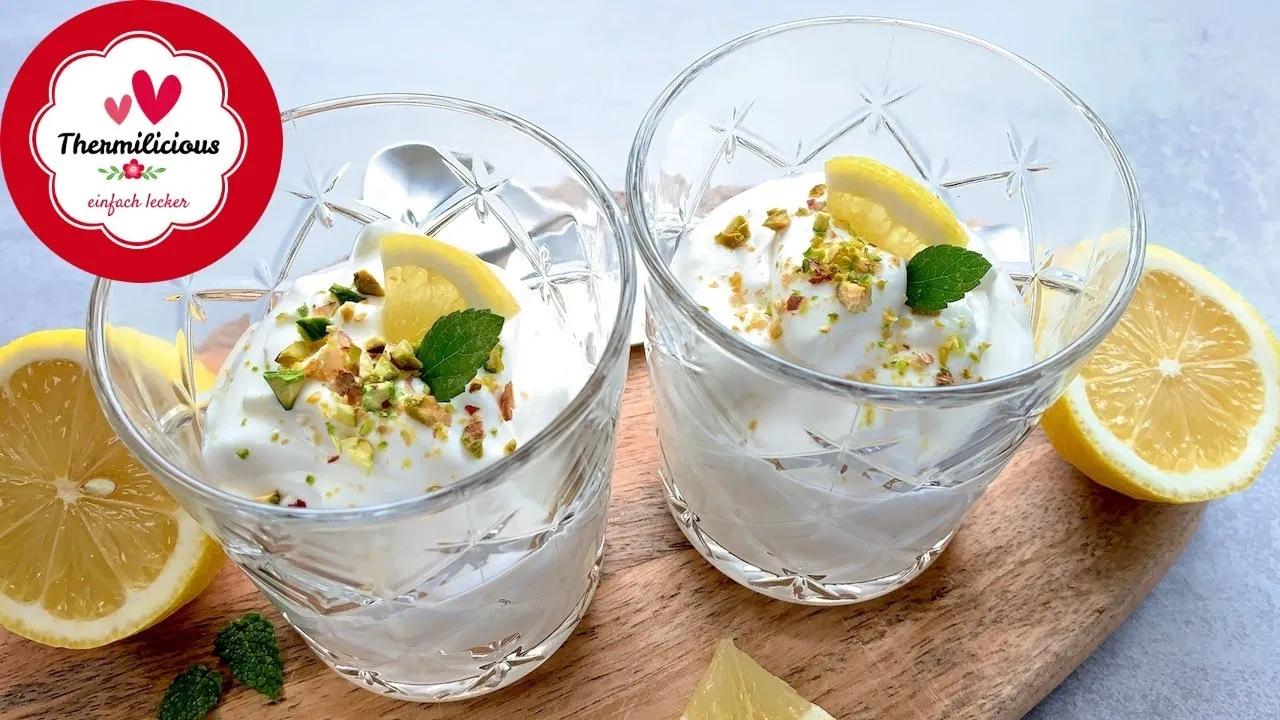 Frische Zitronen-Joghurt-Mousse 🍋 | Dessert | fruchtig &amp; frisch ...