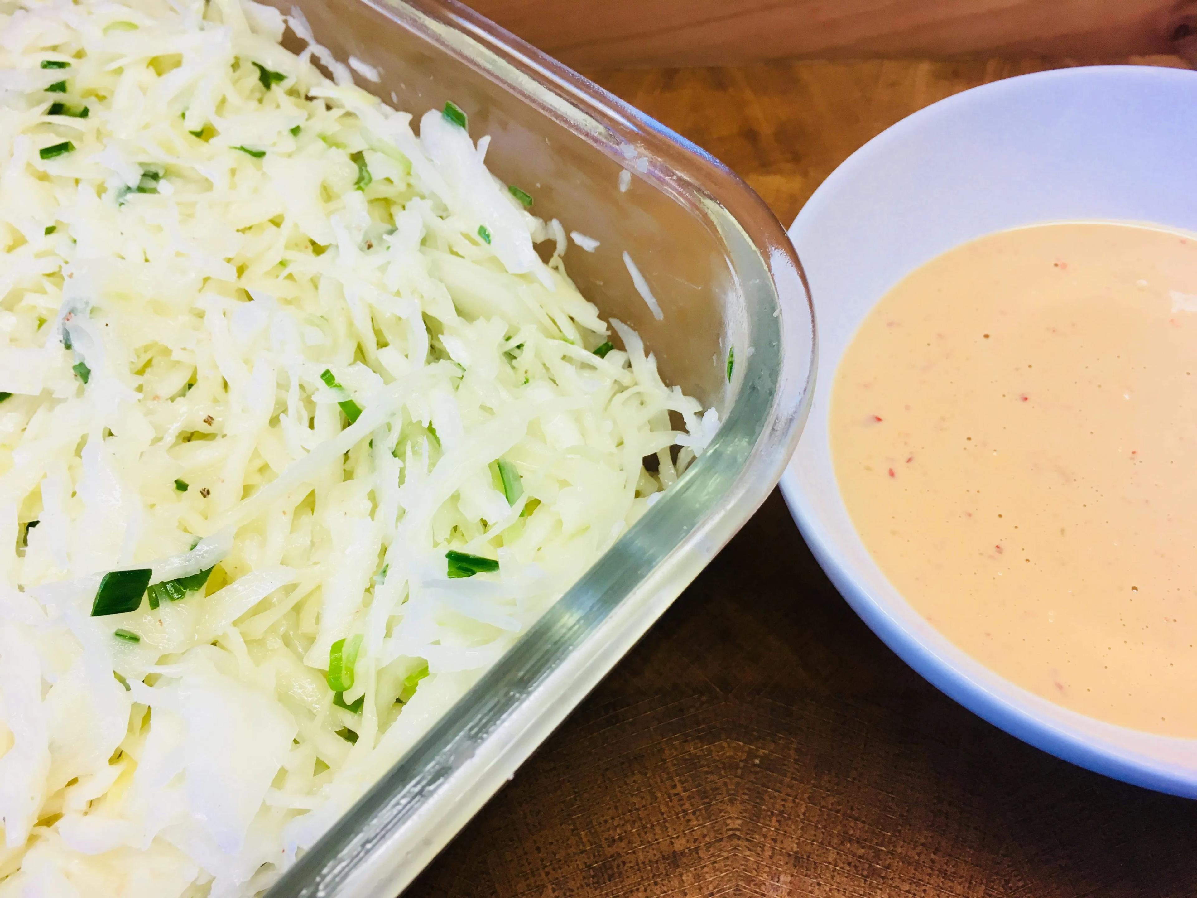 Der Weißkohl Salat mit Erdnüssen und Erdnuss Ingwer Chili Dressing ist ...