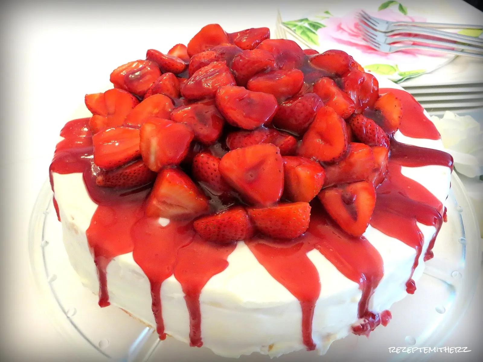Rezepte mit Herz: Erdbeer - Pfirsisch - Torte