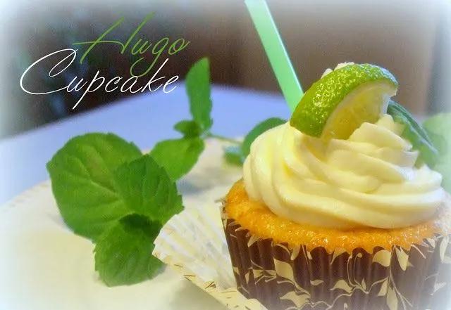 Hugo Cupcakes | desired.de | Cupcakes, Rezepte, Leckereien