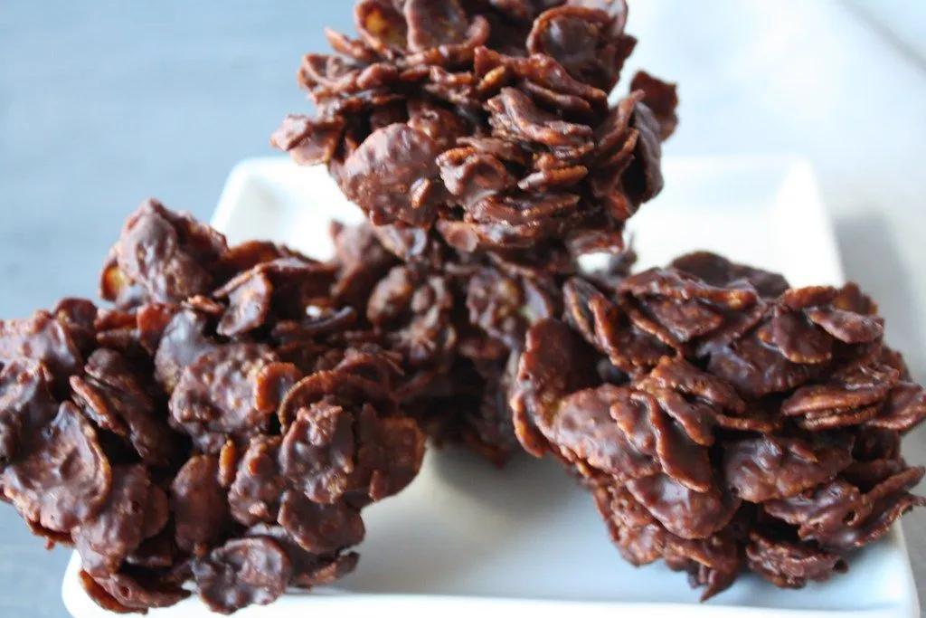 Chocolate Cornflake Clusters - Making My Own | Recipe | Chocolate ...