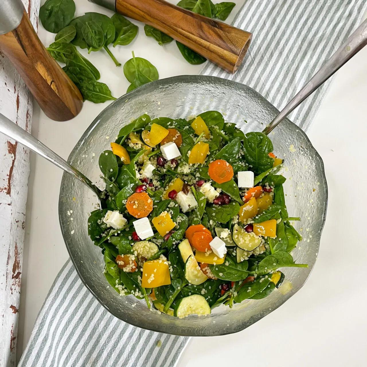 Couscous Salat mit Basilikum Dressing - Paradieskueche